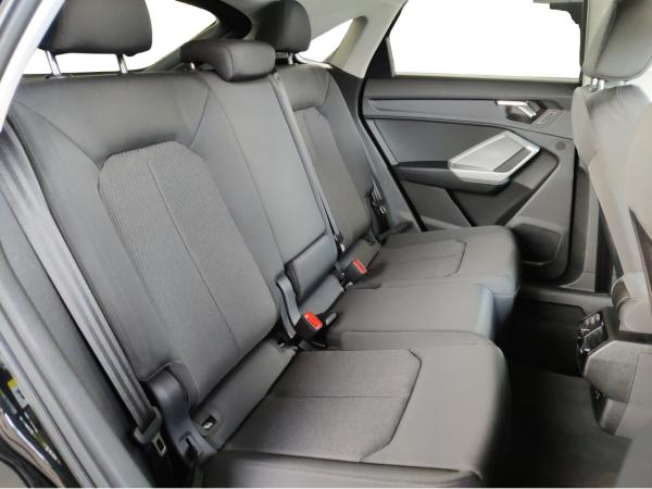 Audi Q3 Sportback 35 TFSI S tronic S line, ACC, AHK