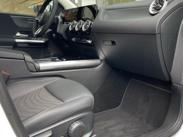 Mercedes-Benz B 180 Progressive Multibeam Rückfahrkamera AHK