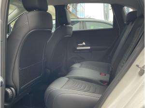 Mercedes-Benz B 180 Progressive Multibeam Rückfahrkamera AHK