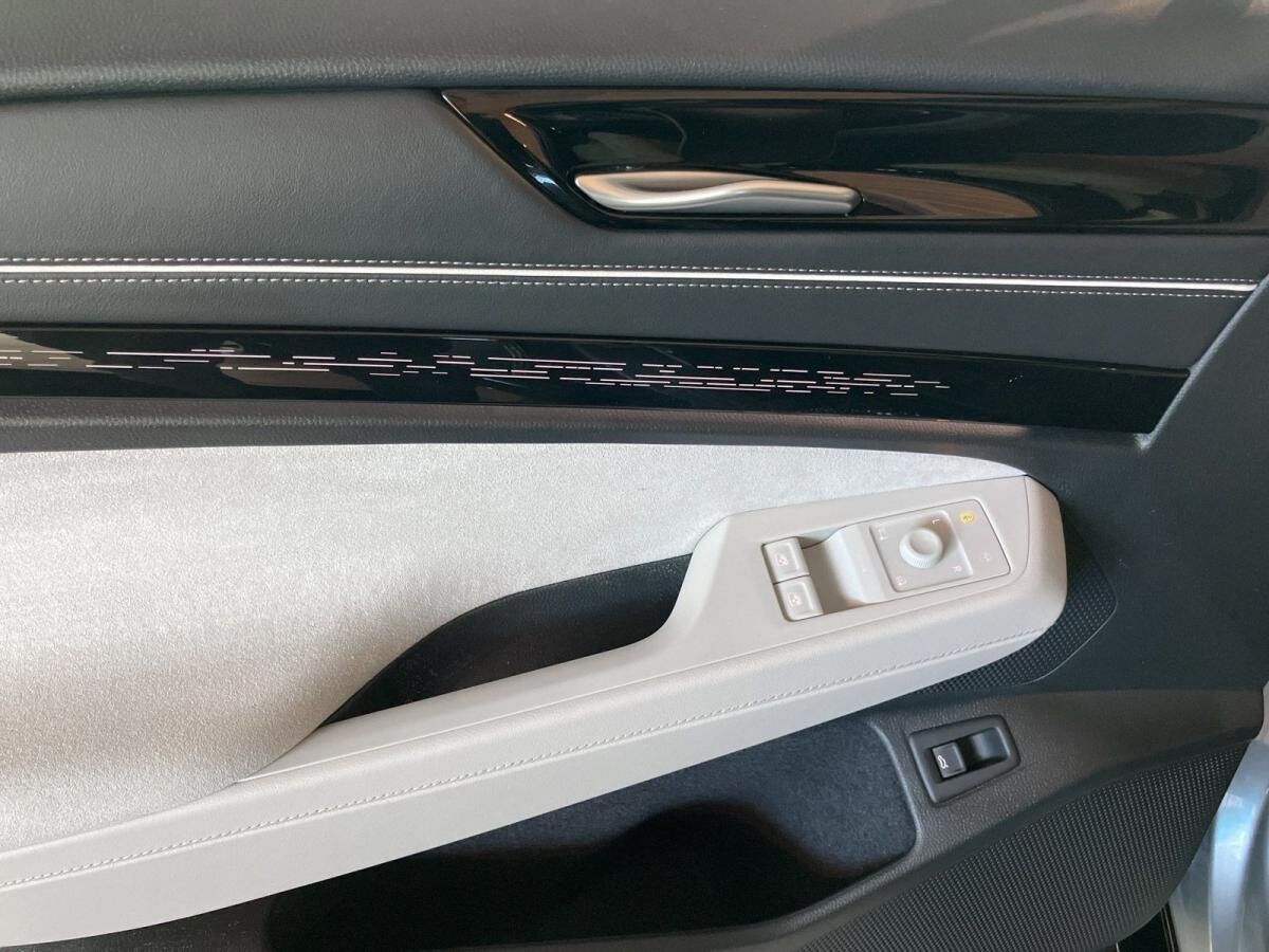 Volkswagen ID.7 Pro AHK Head up Display