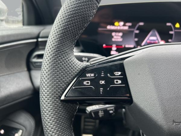 Audi S5 AVANT TFSI HUD+LED+MEMORY+CARPLAY+NAVI+LEDER