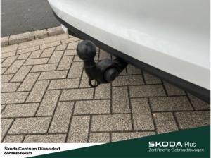 Skoda Scala Selection TSI DSG AHK Infotainment-Paket Fahrassistenz-Paket