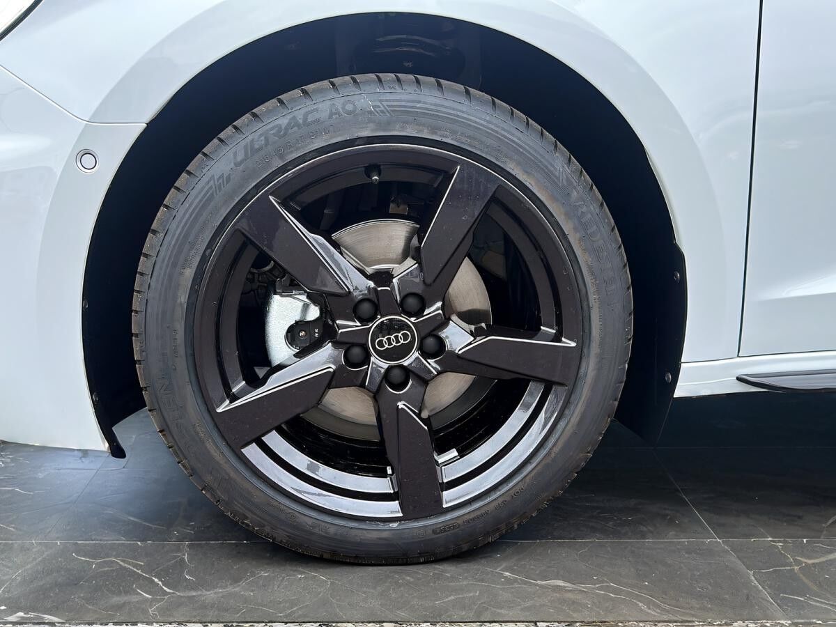 Audi A1 Sportback S line 35 TFSI S tronic KAMERA + LED + INTERFACE + VIRTUAL