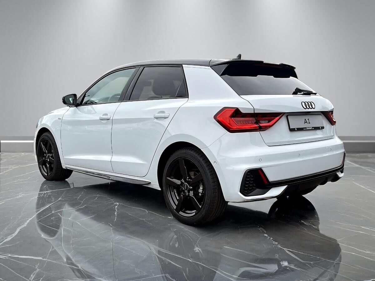 Audi A1 Sportback S line 35 TFSI S tronic KAMERA + LED + INTERFACE + VIRTUAL