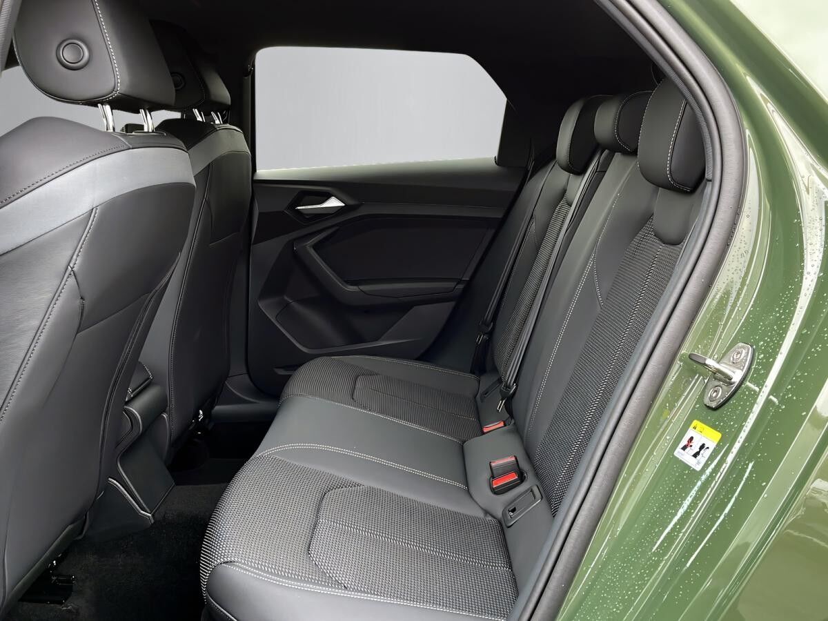 Audi A1 Sportback S line 40 TFSI S tronic NAVI + KAMERA + LED