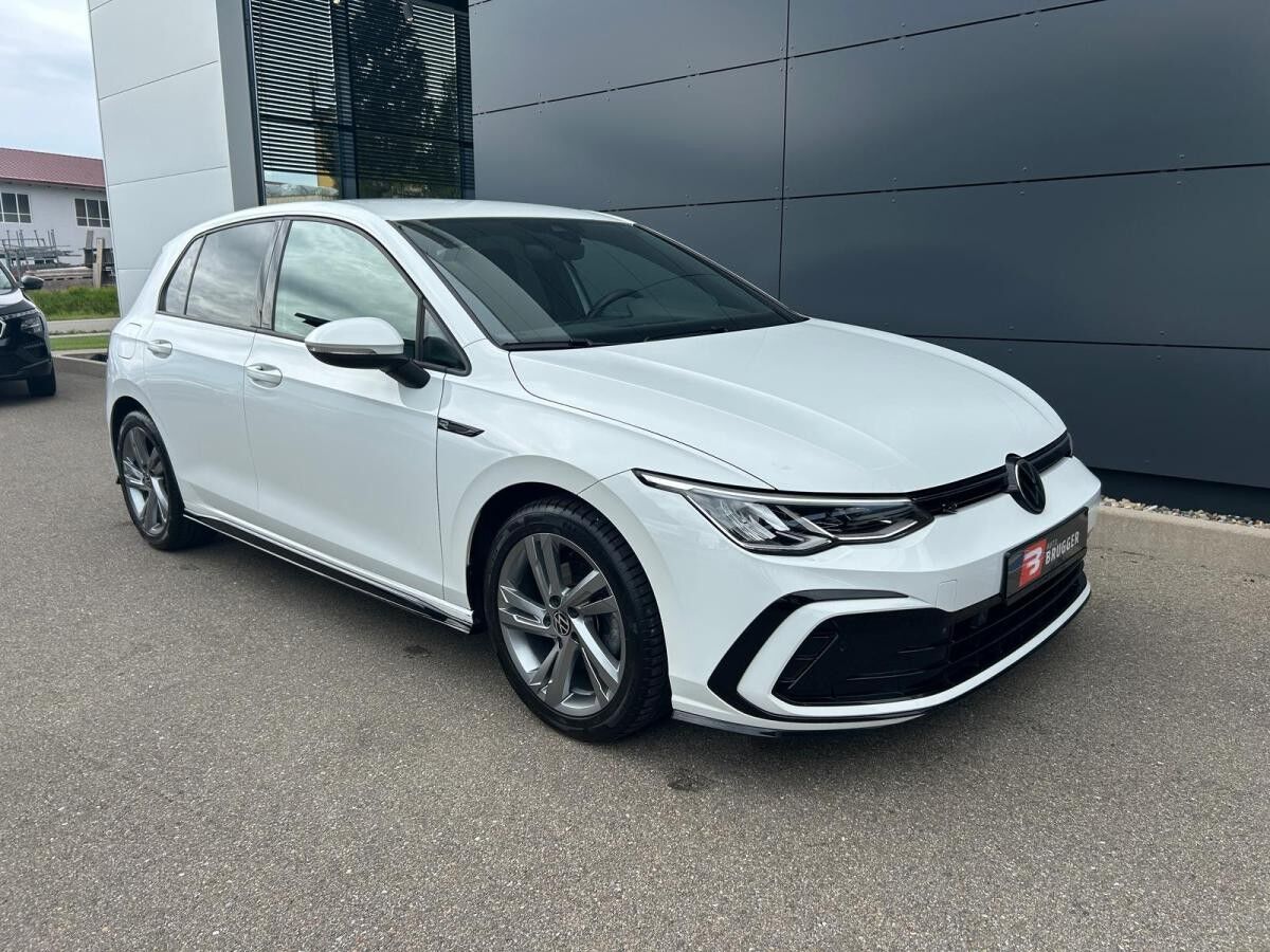 Volkswagen Golf 1.5 TSI R-LINE ACC LED KAMERA APPLE-CAR-PLAY