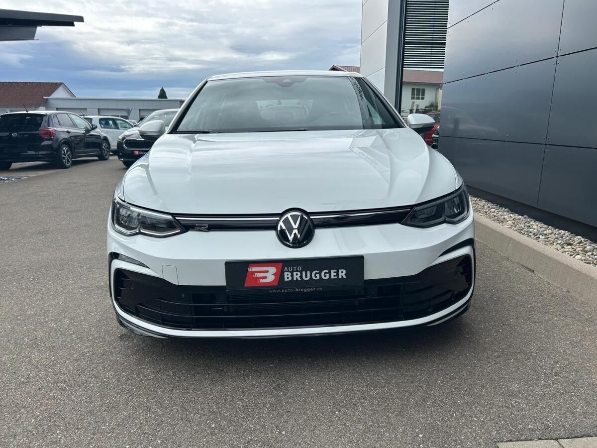 Volkswagen Golf 1.5 TSI R-LINE ACC LED KAMERA APPLE-CAR-PLAY