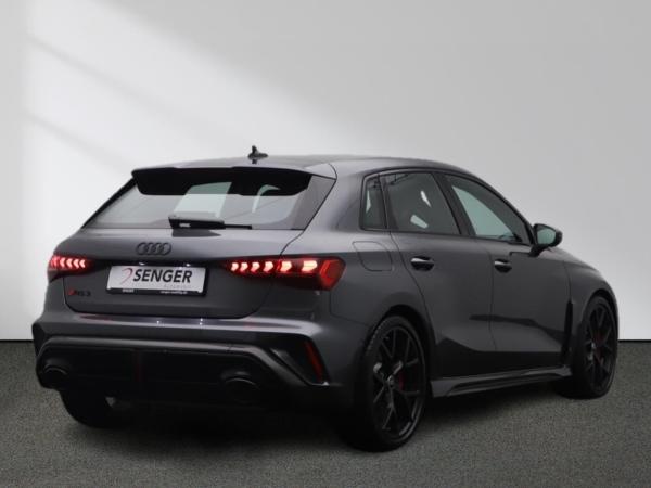Audi RS3 Sportback S tronic Digi-Cockpit 360° Kamera