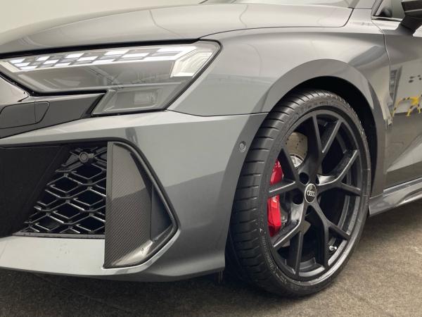 Audi RS3 Sportback S tronic Digi-Cockpit 360° Kamera