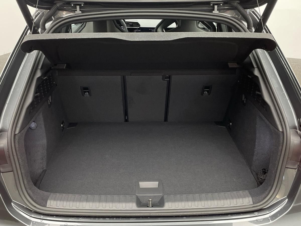 Audi RS3 Sportback S tronic Digi-Cockpit 360° Kamera