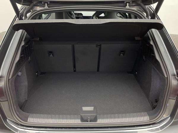 Audi RS3 Sportback S tronic Digi-Cockpit 360° Kamera