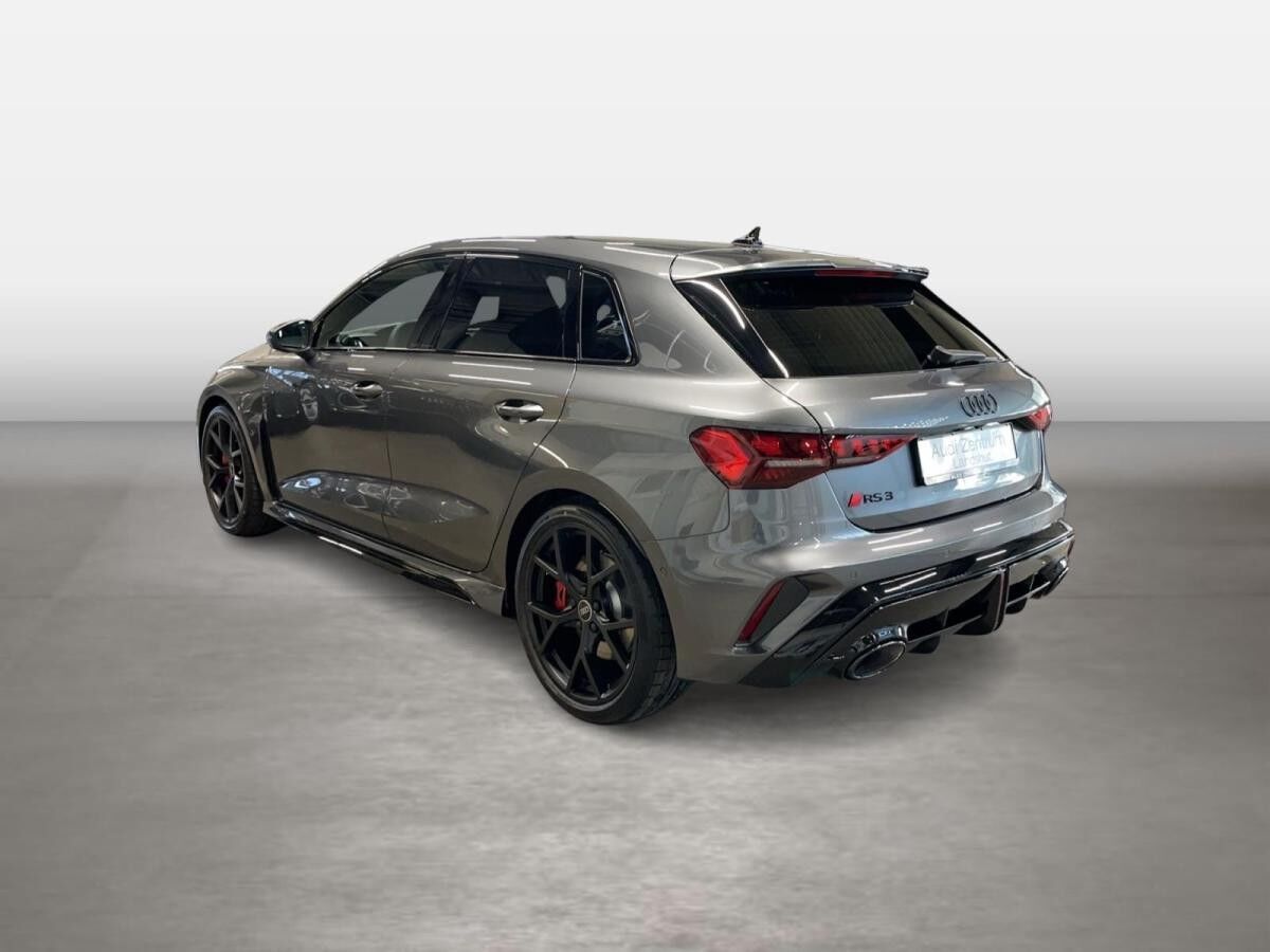 Audi RS3 RS 3 Sportback S tronic ACC AUT HUD Kam.