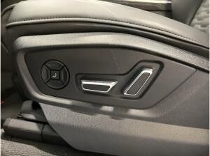 Audi RS Q8 SUV performance tiptronic 360 4xSHZ Audi RS Q8 SUV performance tiptronic 360 4xSHZ