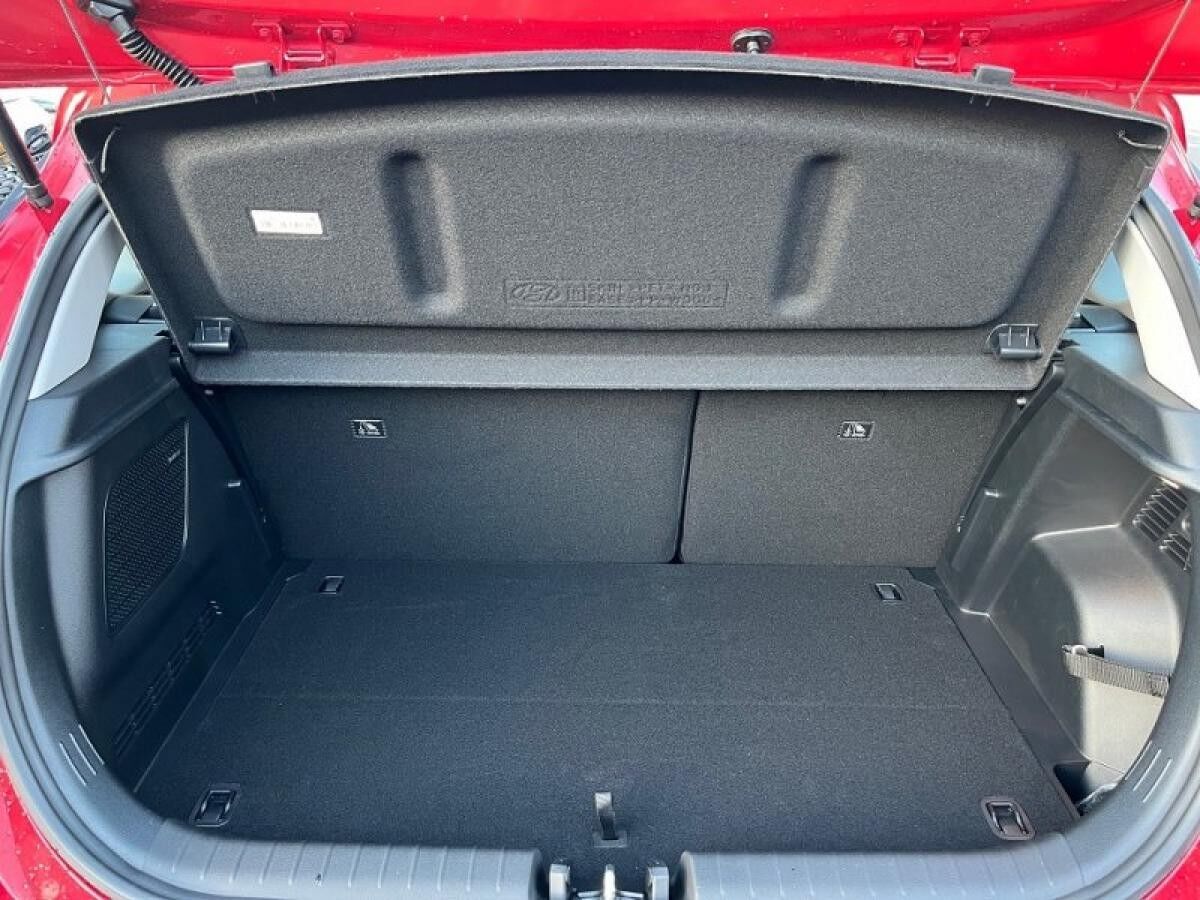 Hyundai i20 (MY25) 1.0 T-GDI (100 PS) 6-MT 2WD Trend, Lichtpaket, Komfortpaket, Bose Soundpaket