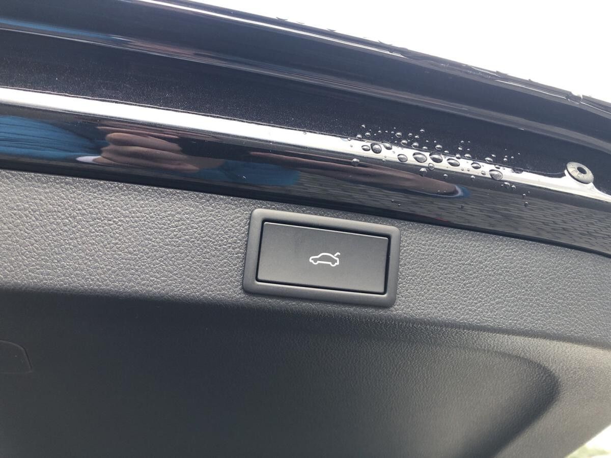 Skoda Octavia Combi Selection +Matrix+DCC+Standhzg.+Head-Up+