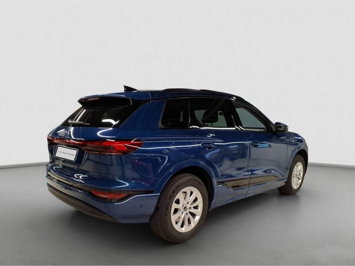 Audi Q6 e-tron Pano, 8-Fach bereift