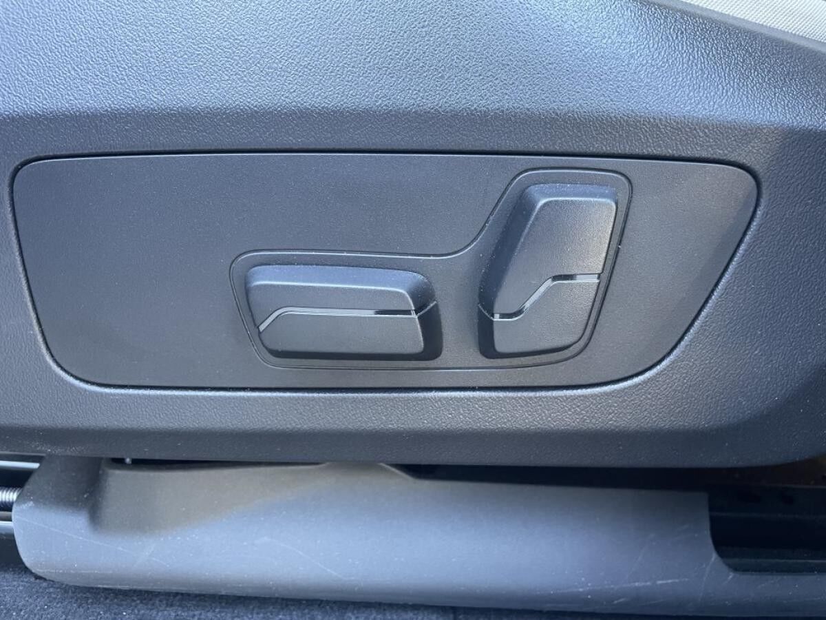 BMW iX2 eDrive20 || M Sport Pro || 360°AHK ACC HK eSitze