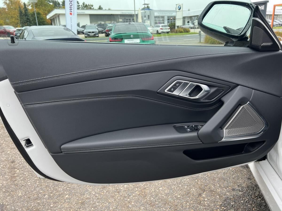 BMW Z4 M40i +++UPE: *76.449,99 ?,--+++