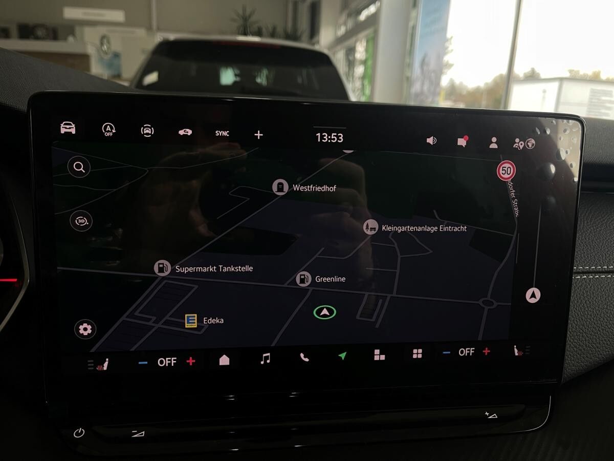 Skoda Octavia Combi Sportline 2.0 TDI DSG HUD Navi Matrix el. HK dig. Komb. 360°