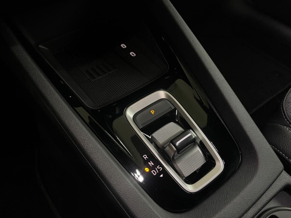 Skoda Octavia Combi Sportline 2.0 TDI DSG HUD Navi Matrix el. HK dig. Komb. 360°