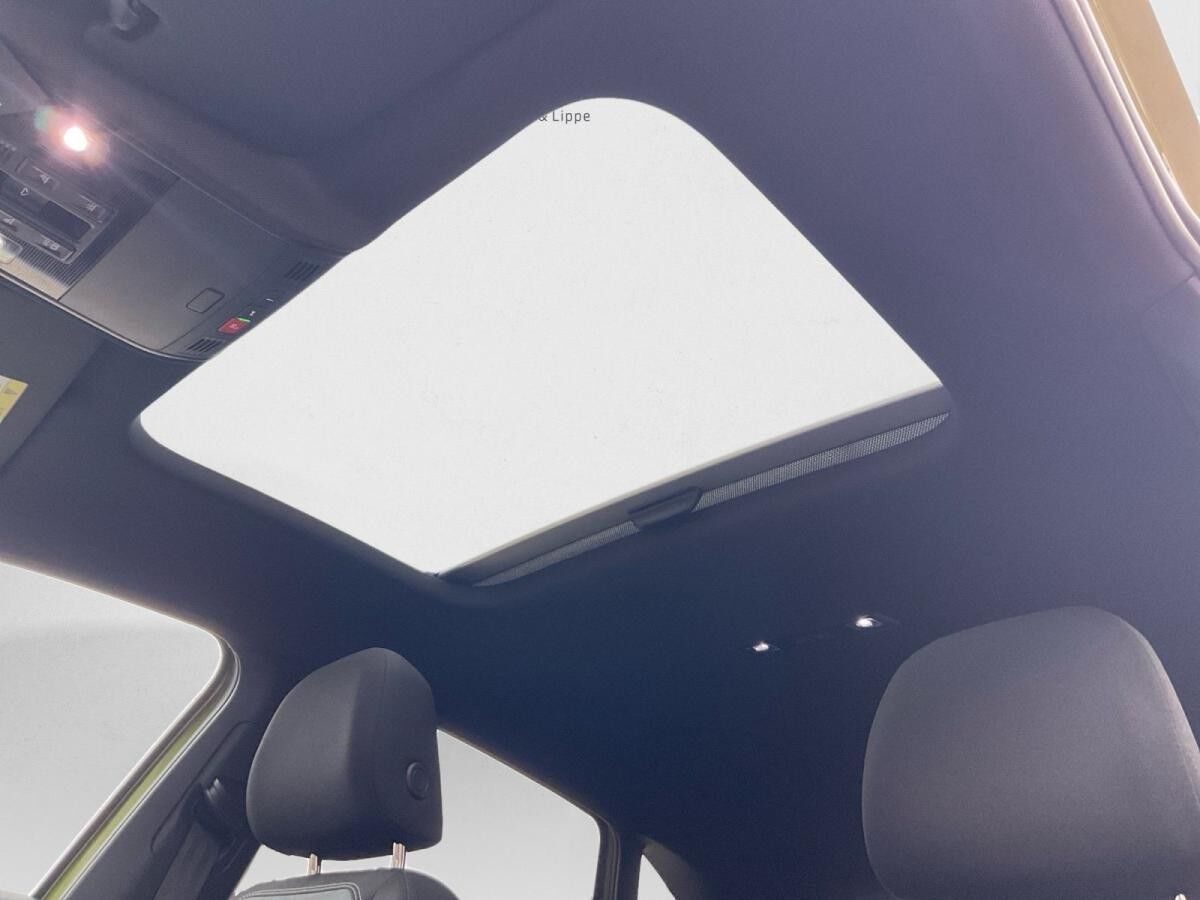 Volkswagen Taigo R-Line 1.5TSI DSG Navi Pano Kamera CarPlay