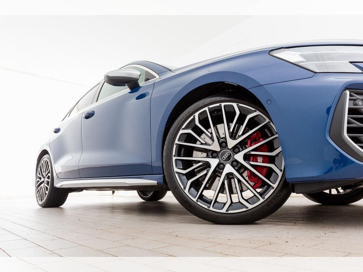 Audi S3 Limousine TFSI S tr. PDC RFK NAVI HUD PANO Audi S3 Limousine TFSI S tr. PDC RFK NAVI HUD PANO