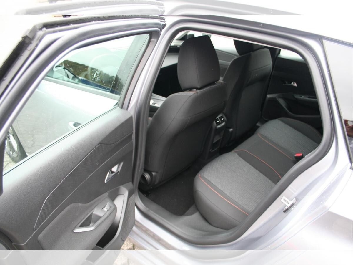 Peugeot 308 SW Style, Blue-HDI, AT8, LED, CarPlay, PDC-hinten