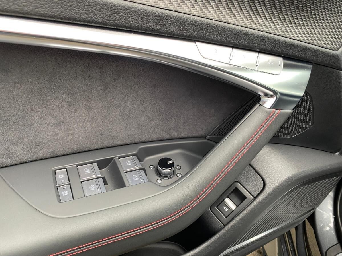 Audi RS6 Avant performance MATRIX B&O 360° AHK PANO