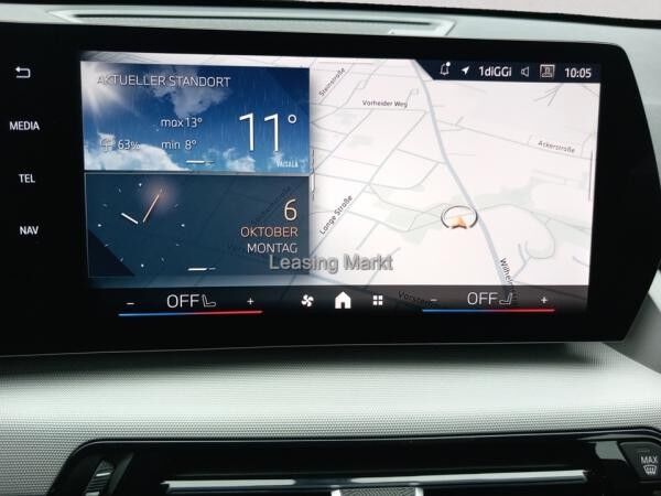 BMW X1 sDrive20i / NP= 49.130,- / AHK / Premium /