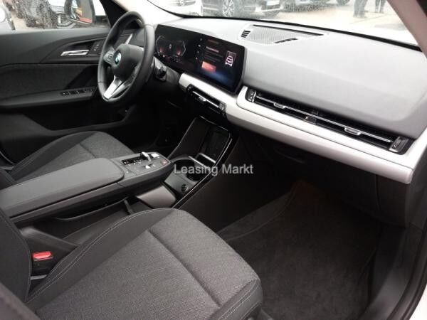 BMW X1 sDrive20i / NP= 49.130,- / AHK / Premium /