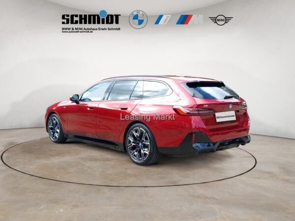 BMW i5 eDrive40 Touring M Sport / NP= 98.930,- / AHK