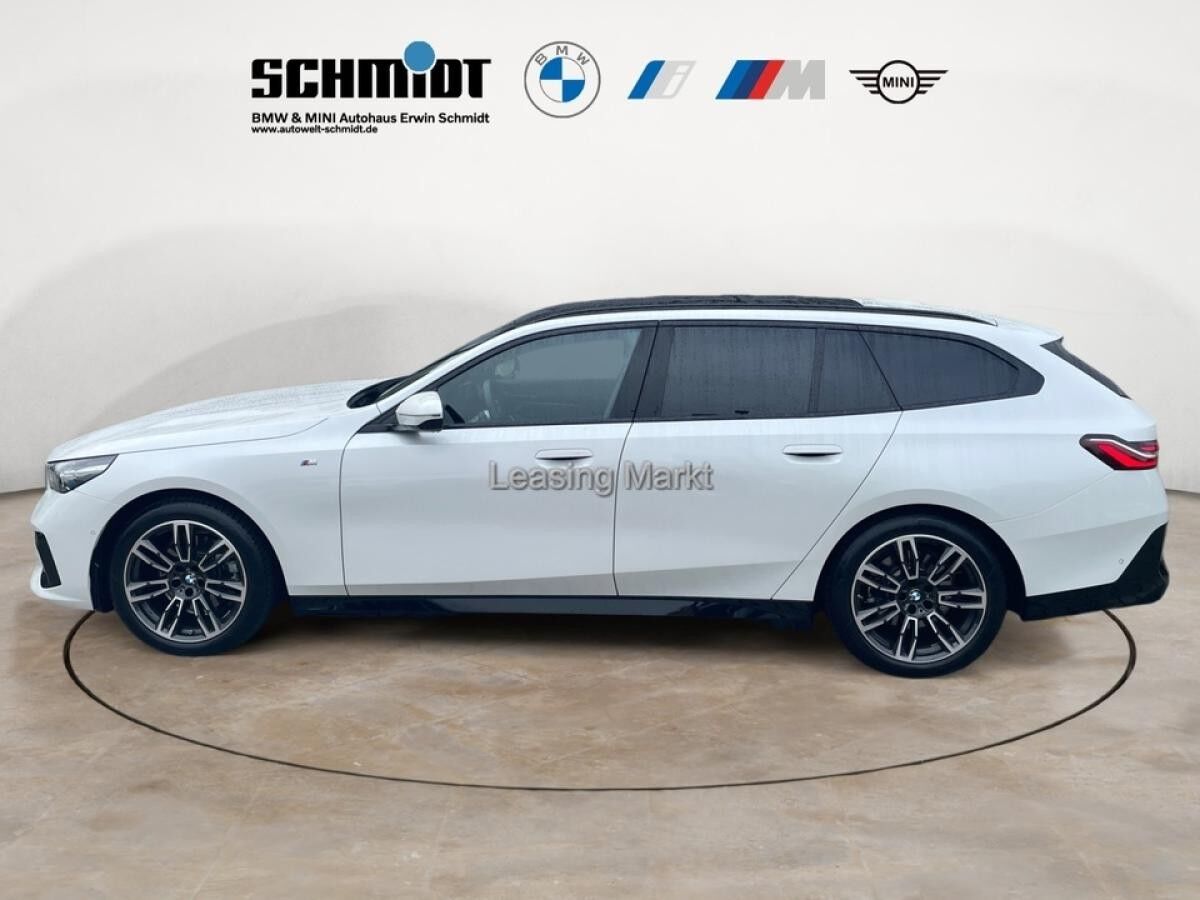 BMW 520 i Touring M Sport / NP= 80.760,- / Pano / AHK