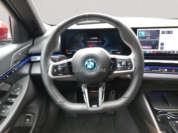 BMW i5 eDrive40 Touring M Sport / NP= 98.930,- / AHK
