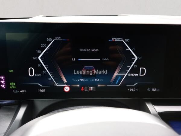 BMW i5 eDrive40 Touring M Sport / NP= 98.930,- / AHK