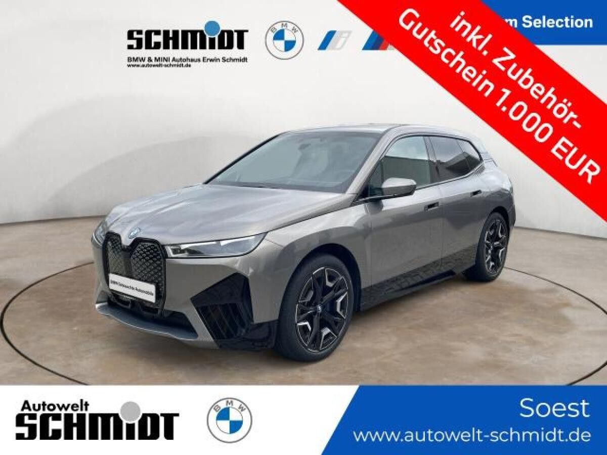 BMW ix xDrive50 Sportpaket / NP= 121.550,- / AHK /