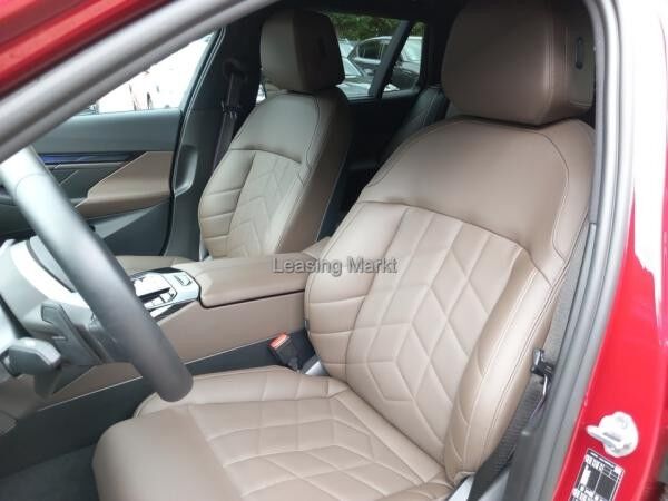 BMW i5 eDrive40 Touring M Sport / NP= 98.930,- / AHK
