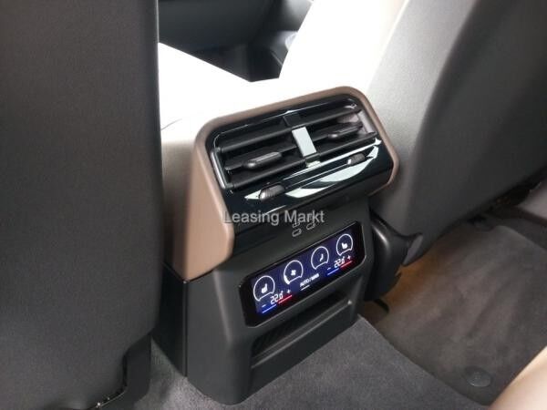 BMW i5 eDrive40 Touring M Sport / NP= 98.930,- / AHK