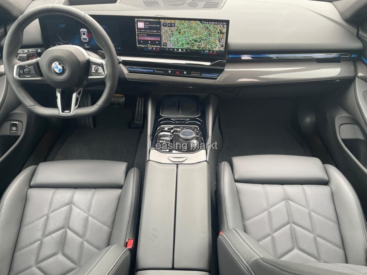 BMW 520 i Touring M Sport / NP= 80.760,- / Pano / AHK