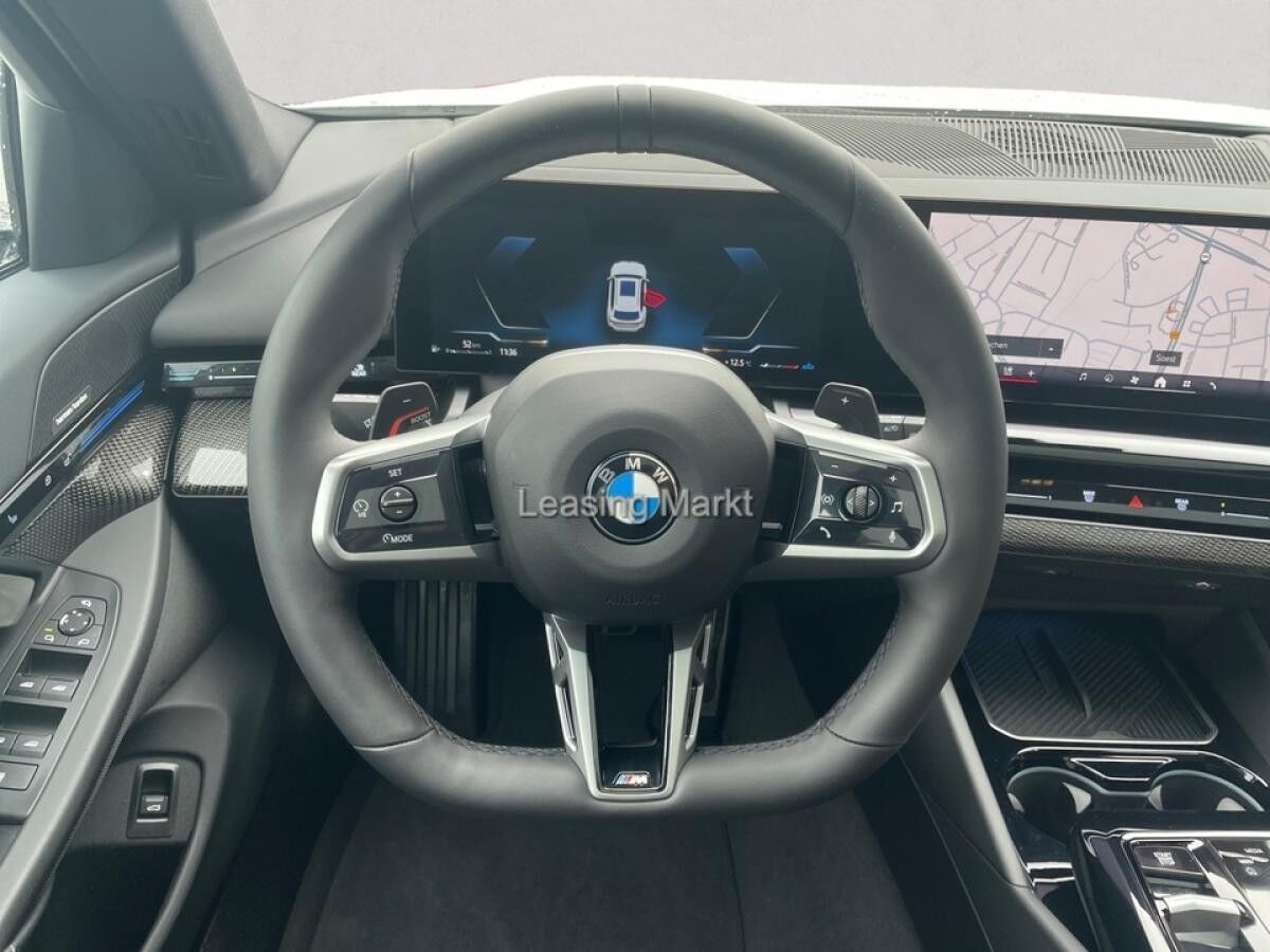 BMW 520 i Touring M Sport / NP= 80.760,- / Pano / AHK