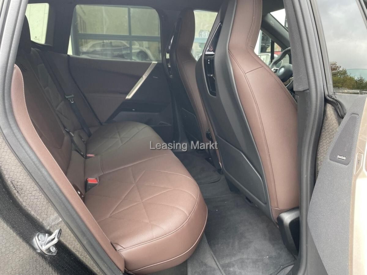 BMW ix xDrive50 Sportpaket / NP= 121.550,- / AHK /