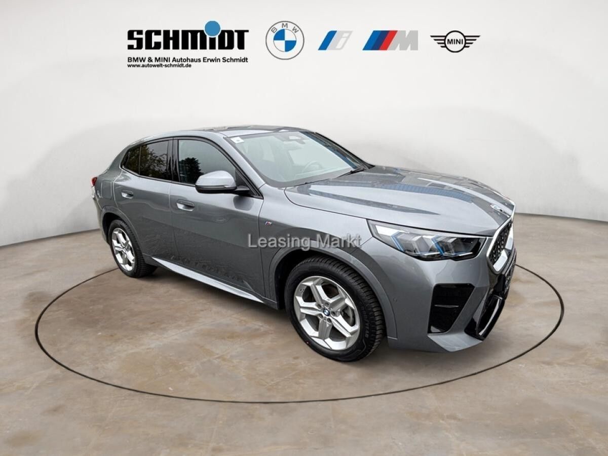 BMW X2 sDrive20d M Sport /NP= 60.100,-/ AHK / Harman