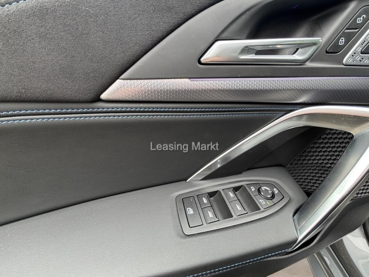 BMW X2 sDrive20d M Sport /NP= 60.100,-/ AHK / Harman