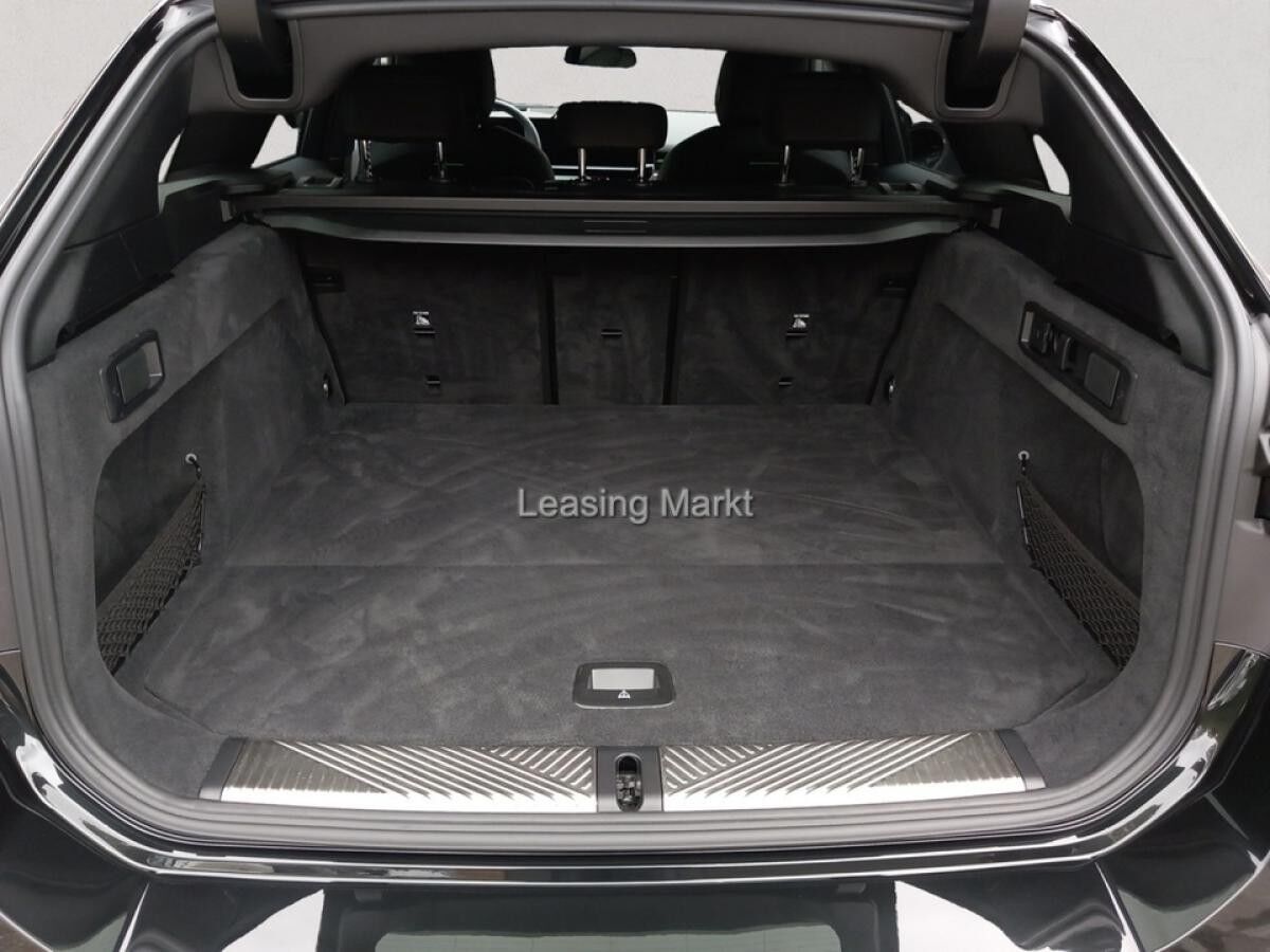 BMW 520 i Touring M Sport / NP=77.280,- / AHK/ Standh