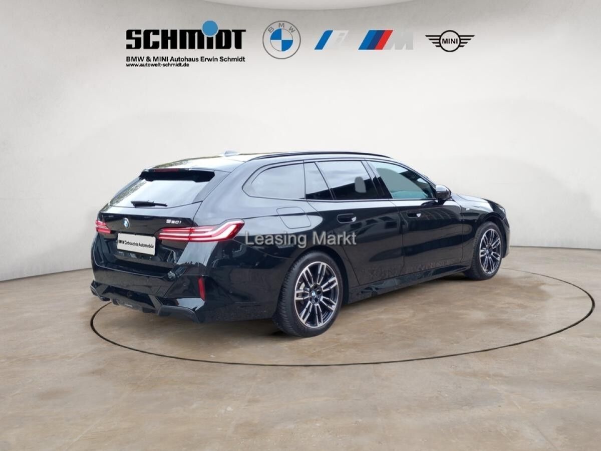 BMW 520 i Touring M Sport / NP=77.280,- / AHK/ Standh