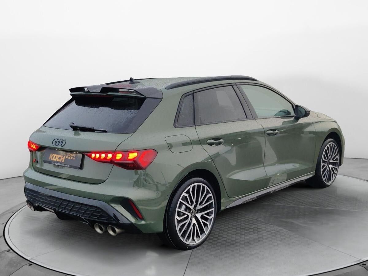 Audi S3 Sportback TFSI S tronic Audi S3 Sportback TFSI S tronic