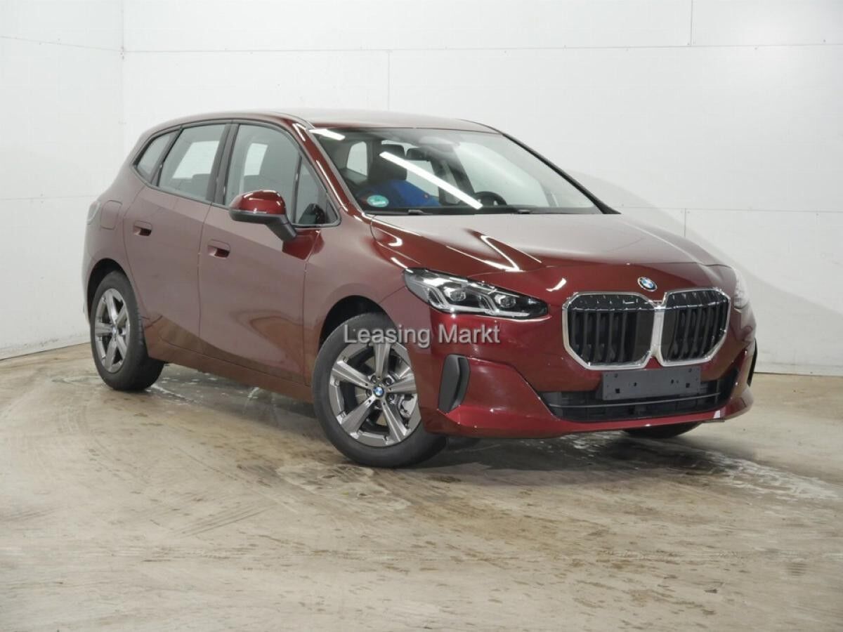BMW 220 Active Tourer / NP=44.410,- / AHK / Premium