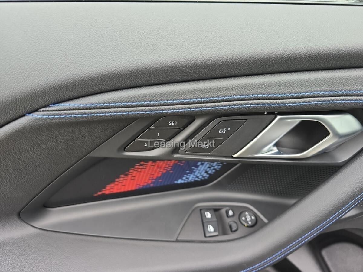 BMW M240i xDrive Coupe / NP= 66.890,- / Adapt. LED / BMW M240i xDrive Coupe / NP= 66.890,- / Adapt. LED /