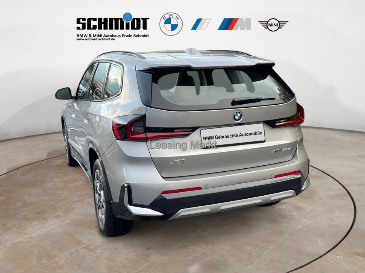 BMW X1 xDrive23d+Innovationspaket+Panorama+ACC+Leder