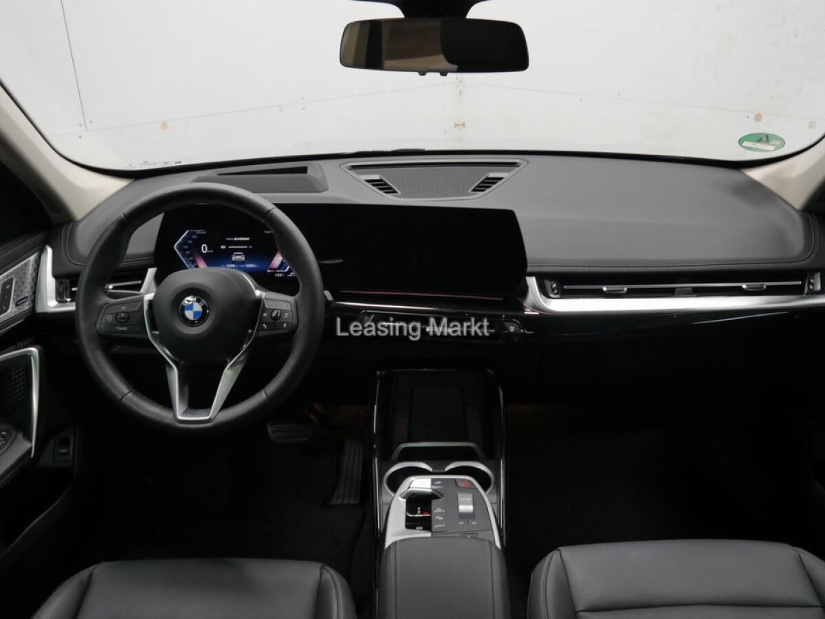 BMW X1 xDrive23d+Innovationspaket+Panorama+ACC+Leder