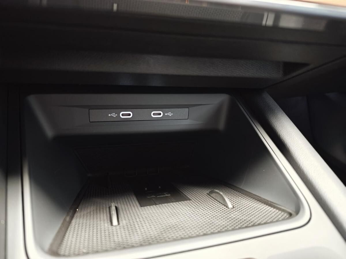 Cupra Leon ST VZ 1.5 e-HYBRID 272PS DSG |Sennheiser|AHK